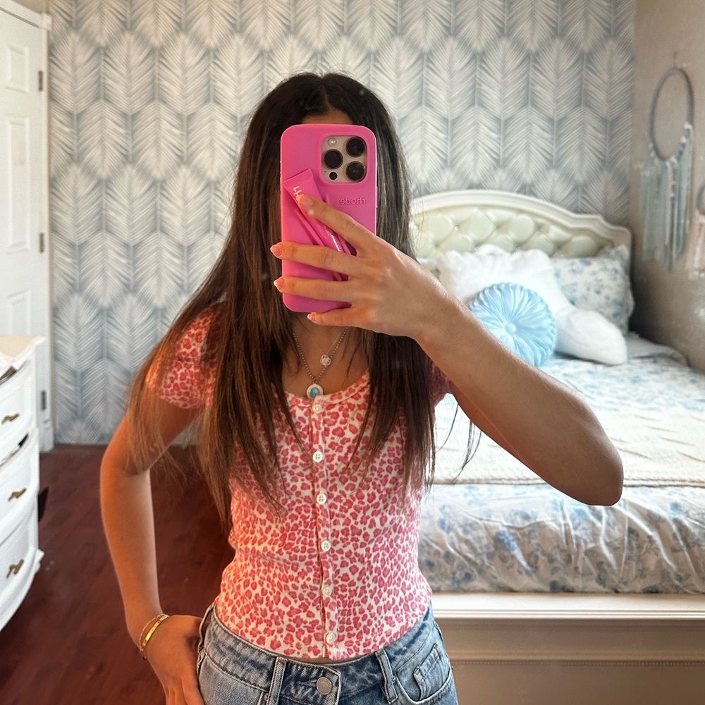 Brandy Melville Pink Cheetah Zelly Top